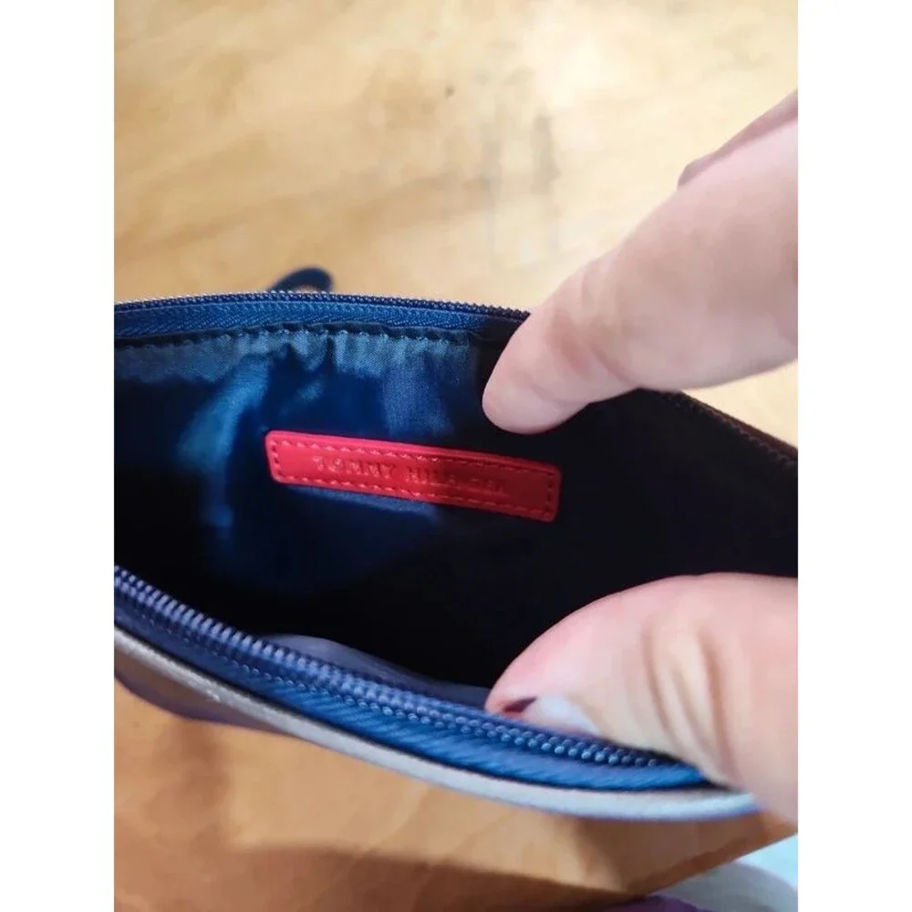 Tommy Hilfiger makeup bag NWT
